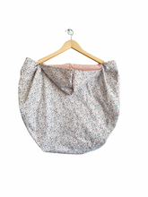 Load image into Gallery viewer, Softshell- Tiny Wildflowers