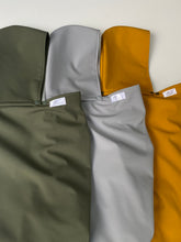Load image into Gallery viewer, Softshell- Light Grey
